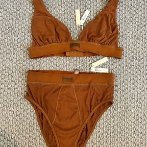 Skims Brown Ribbed Set